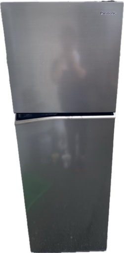 ○大きめ2ドア冷蔵庫 Panasonic / NR-B252T-H / 248L 2023年製