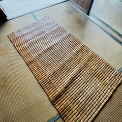 竹製ラグの画像