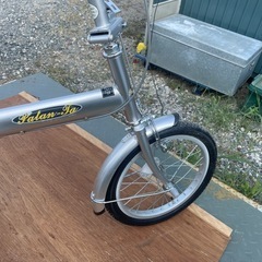 折りたたみ自転車の画像