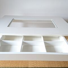 ※当選者様とお話し中※【無料】ガラス天板木製センターテーブル ローテーブル 引き出しディスプレイ 見せる収納の画像