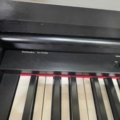 【値下げしました】Technics 電子ピアノ　高さ調整椅子付きの画像