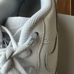 NIKE ジュニア 23.5cm エアフォースワン 白の画像