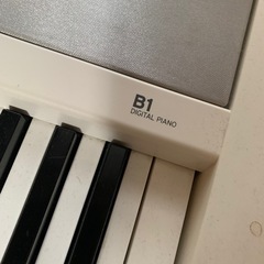 電子ピアノの画像