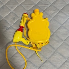 リュック型  水鉄砲　プーさんの画像