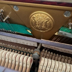 アールウィンザー　ピアノ　EARL WINDSOR W112の画像