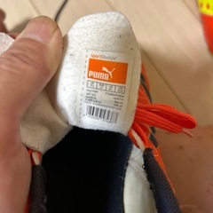 【最終値下げ‼️】PUMA サッカースパイク　26.5cmの画像