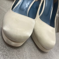 【結婚式に】BENIR ベニル　シルクサテン　クローズトゥ　24.5の画像