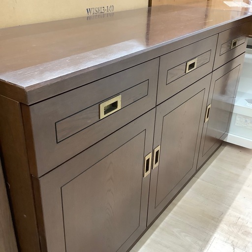 高橋工芸　サイドボードのご紹介です