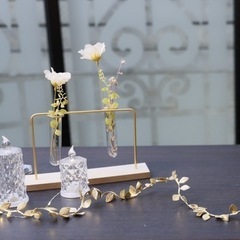 【結婚式に】IKEAミールヘーデン、試験管オブジェと造花の画像