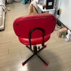 古くなった椅子を無料でお譲りしますの画像