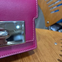 MARC JACOBS ミラー付きショルダーバッグの画像