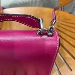 MARC JACOBS ミラー付きショルダーバッグの画像