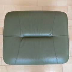 カリモク 本革 
チターノ オットマンの画像