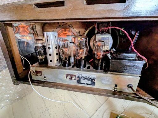 東芝流線形ST管昭和レトロ真空管ラジオ　bluetooth マジックアイ 東芝流線形昭和レトロ真空管ラジオ 614A bluetooth マジックアイ