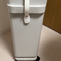 ゴミ箱2段の画像
