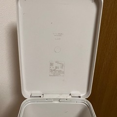 ゴミ箱2段の画像
