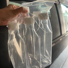 ガラス瓶、プラスチック容器各種1つ50円〜お好きな数どうぞの画像
