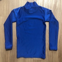 adidas ジュニア用アンダーシャツ　120 サッカー・野球の画像