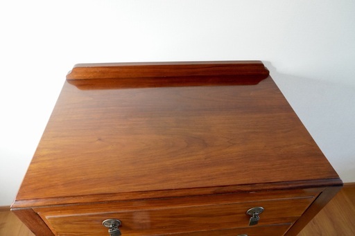 イギリス アンティーク カップボードチェスト イギリス アンティーク カップボードチェスト