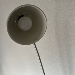 IKEA スタンドライト フロアライト シルバー シンプルの画像