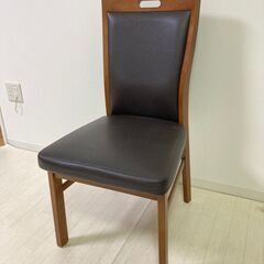 テーブル＋椅子の画像