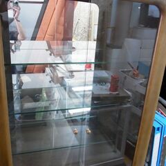 札幌市～ カリモク/KRIMOKU カップボード/コレクションボード/サイドボード/食器棚/ガラスショーケース/ガラスキャビネットの画像