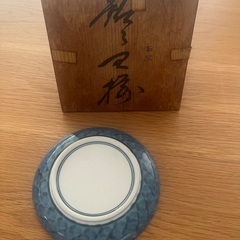 有田焼　観山窯　平皿　陶器　銘々皿　白　７枚セットの画像
