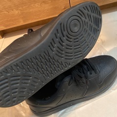 ほぼ未使用　軽量スニーカー　27cmの画像