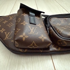 LOUIS VUITTON（ルイ・ヴィトン）　クリストファー・バムバッグの画像
