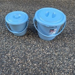20Lとちょっと小さい　蓋つきバケツセット
の画像