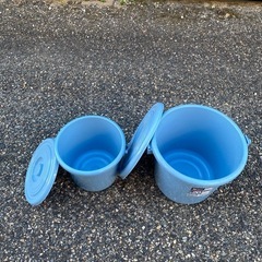 20Lとちょっと小さい　蓋つきバケツセット
の画像