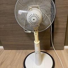 【多数問い合わせを頂いております。誠に申し訳ごさいませんが先着順にさせて頂いてます。】ユアサプライムス リビング扇風機 YT-3610N WBの画像