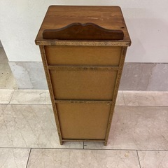 山小屋で使用 レトロ北欧テイスト 収納ラック サイズ31×33×80cmの画像