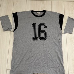 セリーヌTシャツの画像