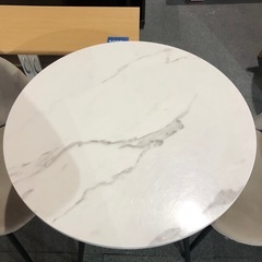 大理石調ダイニングセットの画像