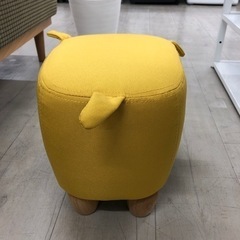 スツール　イエロー　ブタモチーフ【トレファク堺福田店】の画像