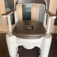 ポータブルトイレの画像
