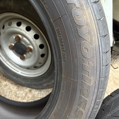 215/60/R17 トーヨータイヤ2本　受取人決定しました
の画像