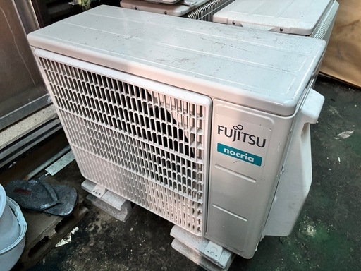 FUJITSUルームエアコン2.2k 標準設置まで込みです