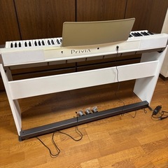 電子ピアノCASIO Privia PX‑130 の画像