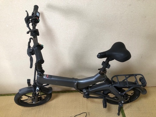 FUJIフジ・700cクロスバイク、アルミフレーム、ママチャリ仕様 3×7速