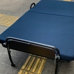 折りたたみベッド 中古品の画像