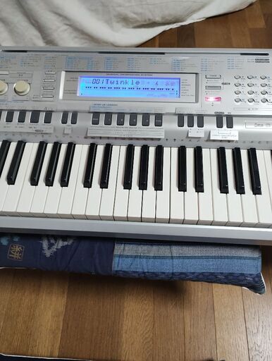 CASIO WK-210 電子ピアノ61鍵盤 71Q5vgWQgmL._UF894,1000_QL80_.jpg