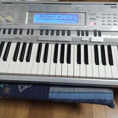 カシオWK-２１０ 61鍵盤 美良品　電子キーボードの画像