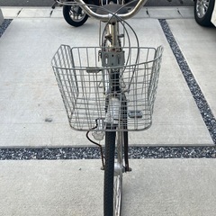 （受け渡し人決まってます）ノーパンクタイヤ自転車の画像