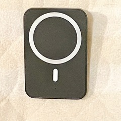 【新品未使用】マグネット式 車載ワイヤレス充電器 15W 急速充電対応 MagSafe ②の画像