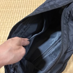 adidasショルダーバッグの画像