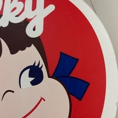 ペコちゃん　ミニテーブルの画像