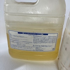 ハクリ剤と高光沢ワックスの画像