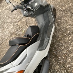 マジェスティ250 4HC シルバーの画像